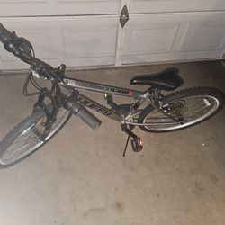 Bicycle For KIDS, 6 Speed, 13" Frame, 24" Wheels