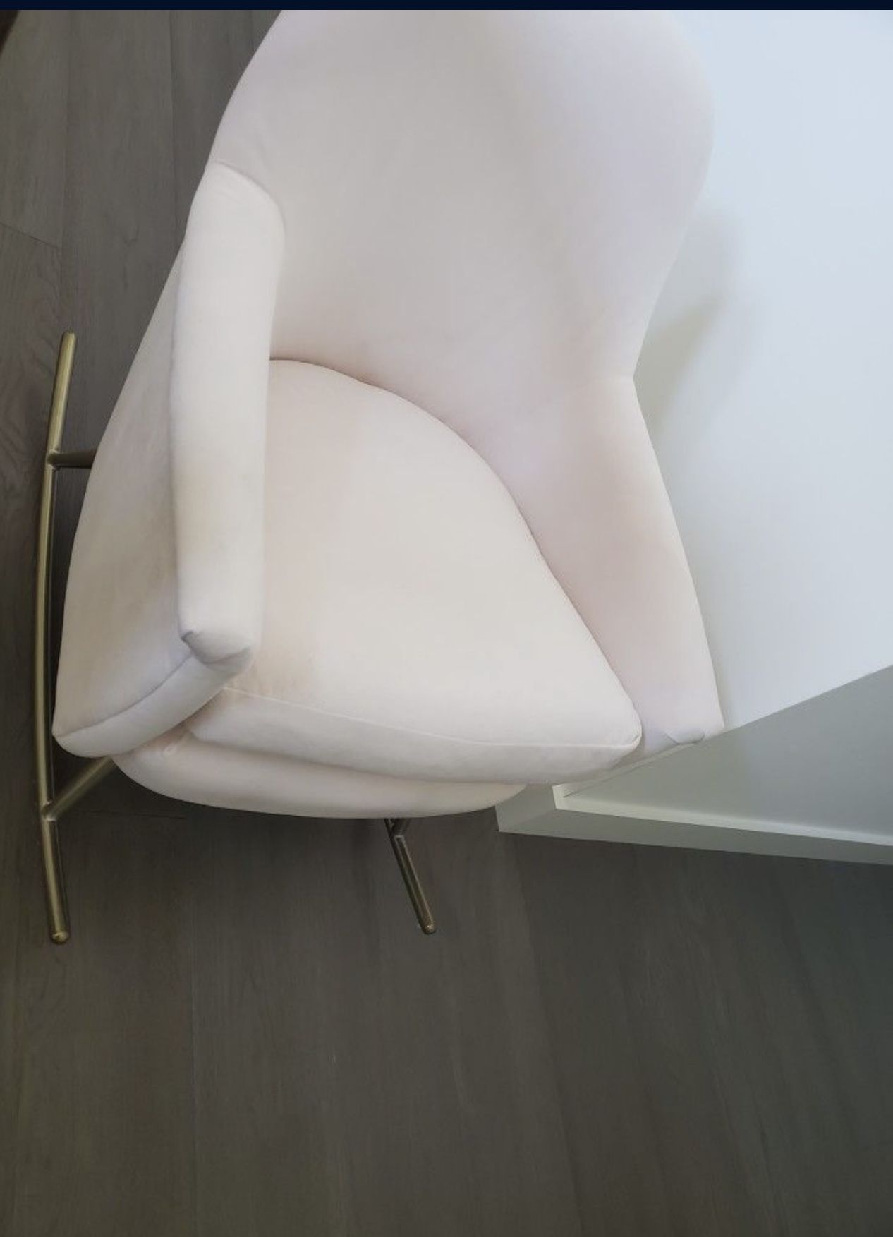 Excellent Condition Rocking Chair