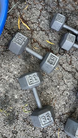 Dumbbell