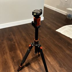 Tripod