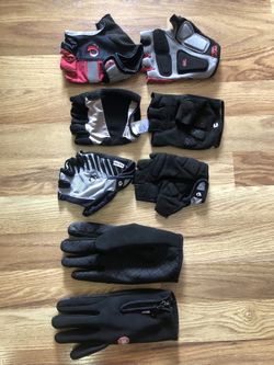 Cycling Gloves. Used but clean. Half Price! Medium