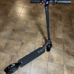 hiboy s2 pro electric scooter    $250