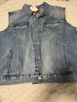 Levi’s Relaxed Vest