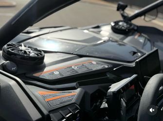 Utv Stereo