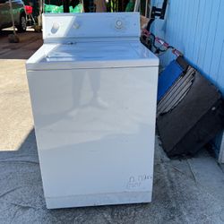 Free Washer And Dryer /pending 