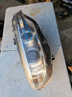 Bmw 4 series 430i right Headlight oem