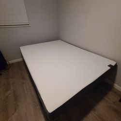 Queen Bed & Platform