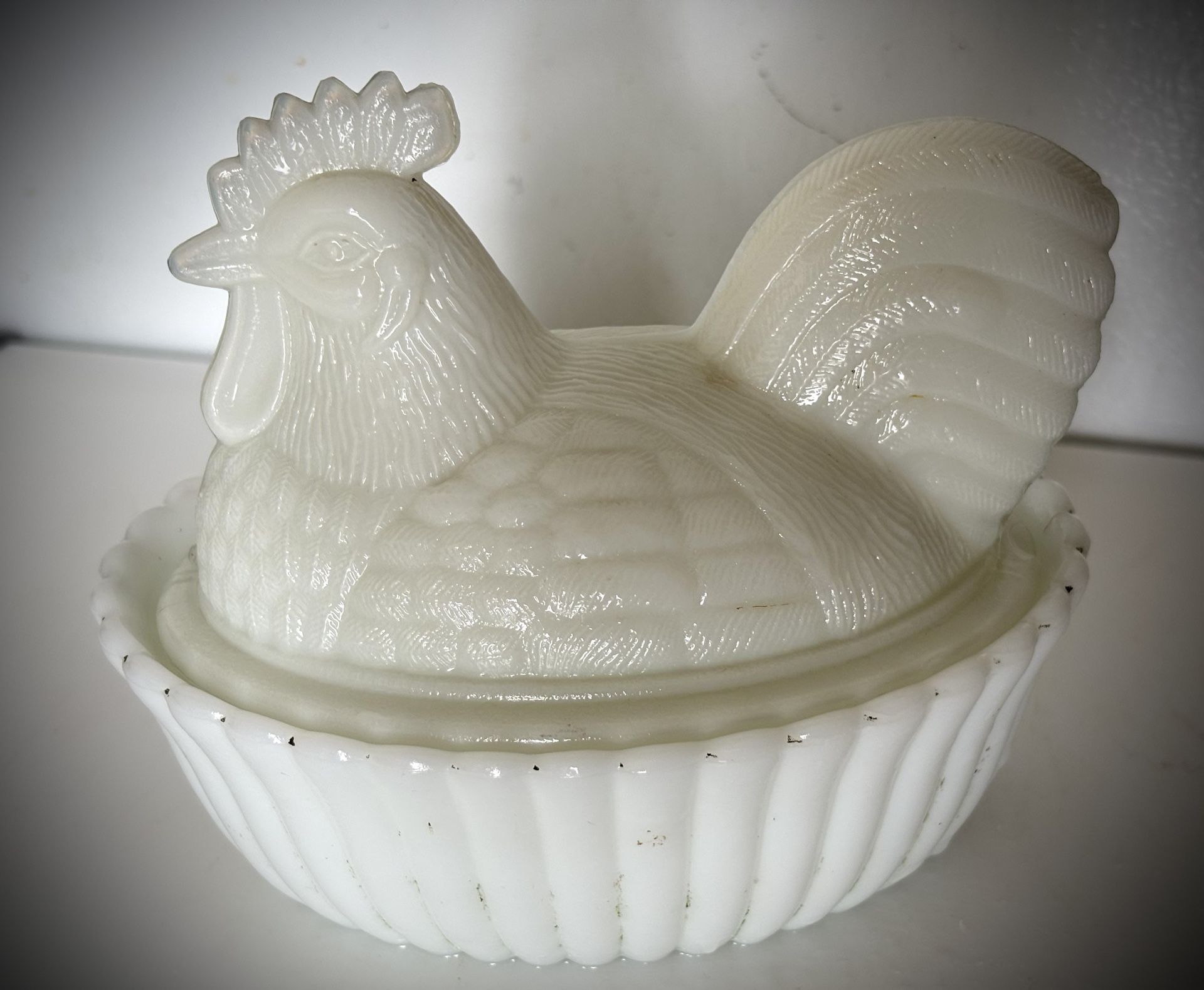 1950’s Westmoreland Milk Glass Hen On A Nest 
