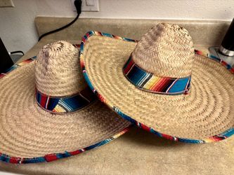 Set of 2 Sombreros – Fun & Festive