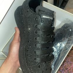 Alexander Mqueens Size 10 