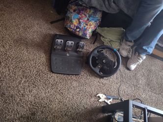 xbox360 steering wheel and pedals