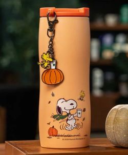 Starbucks Peanuts Snoopy Fall Tumbler with Keychain