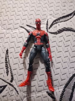 Toybizz spiderman is in great condition no problems