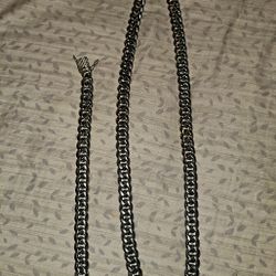 CHAIN WITH MATCHING BRACELET 