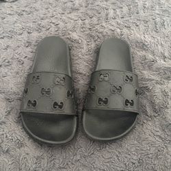 Gucci Slides 
