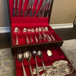 Vintage Flatware Set