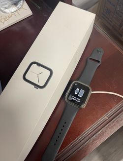 Apple Watch Series 4