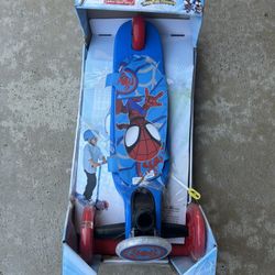 New In Box Spidey Scooter 