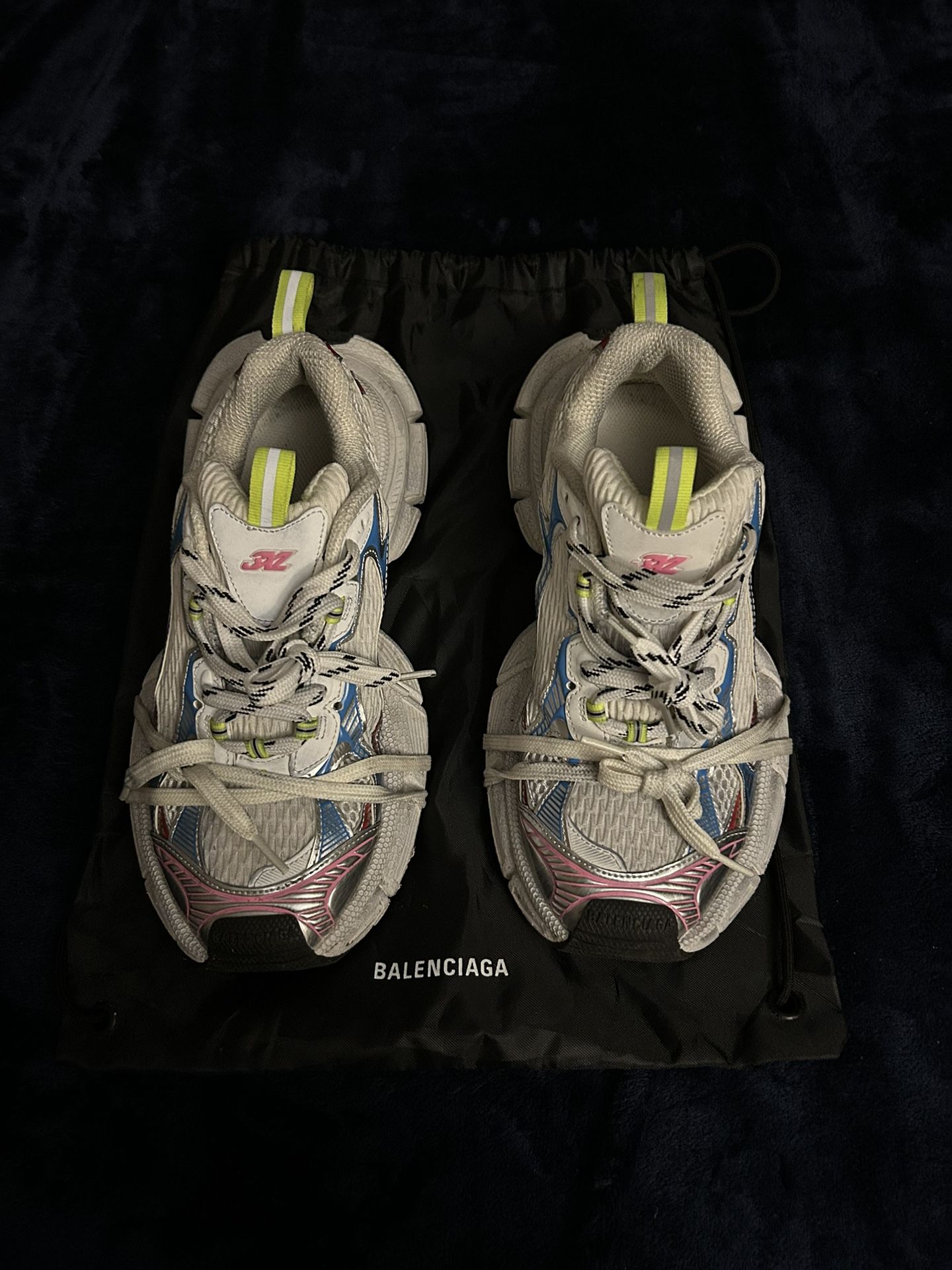 Balenciagas 3xls