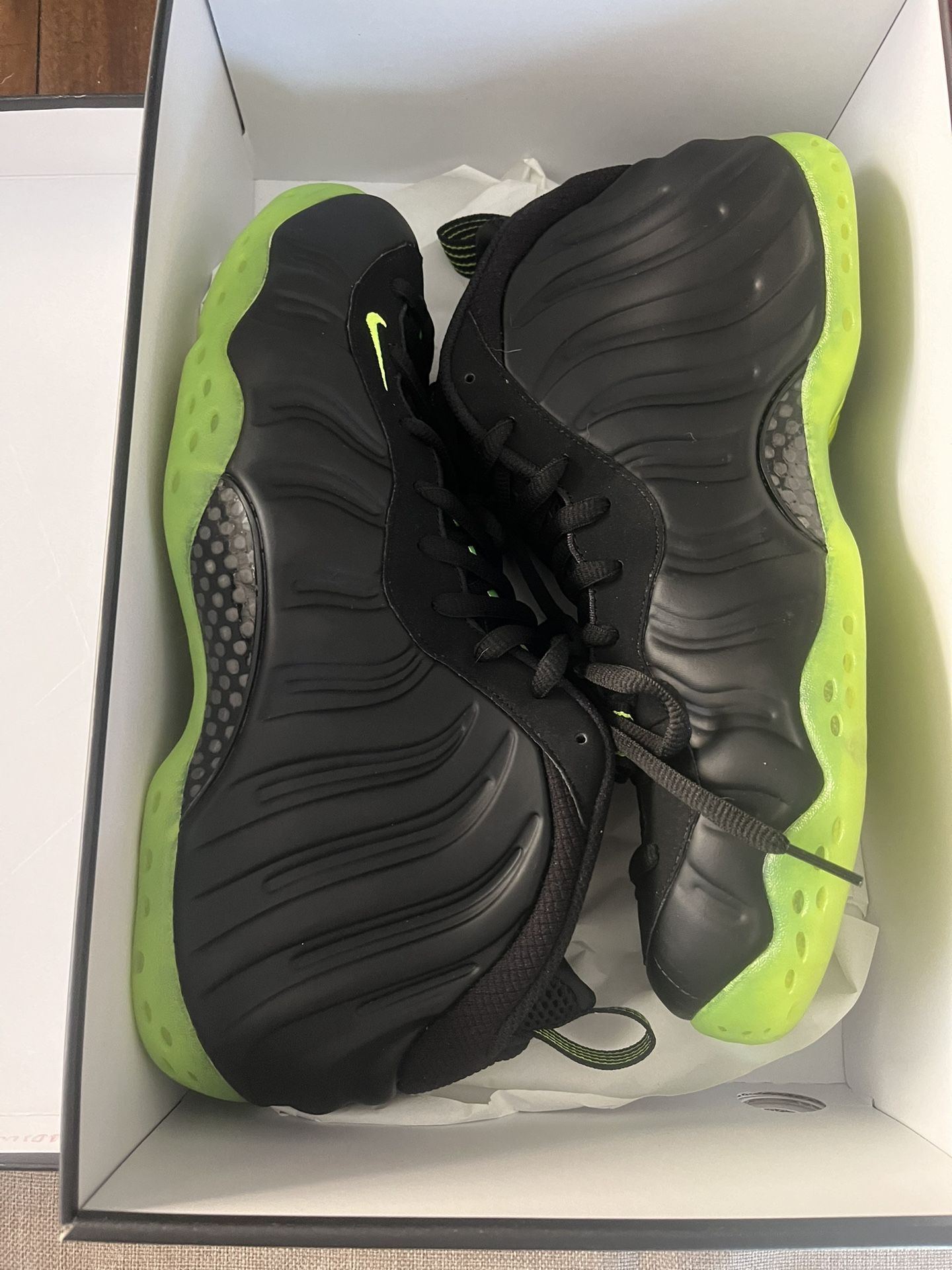 Nike Air Foamposite One 'volt'
