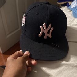 New York Hat Used Dark Blue Size 7