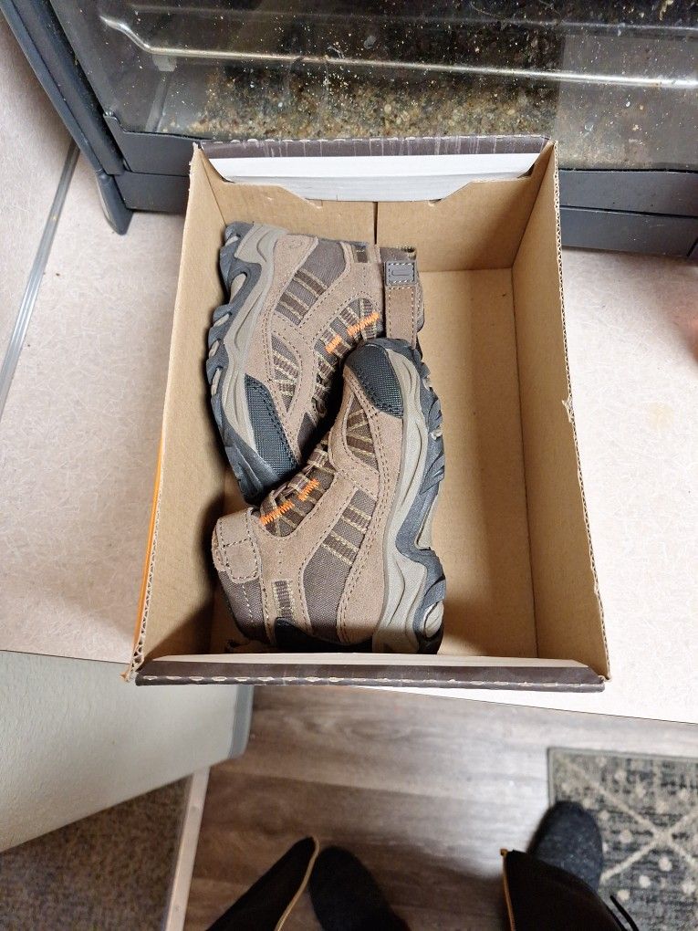 Size 5 Toddler Hiking Boots