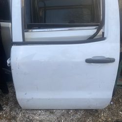 2014-2019 White Chevrolet Silverado Sierra Driver Rear Door OEM MKD81