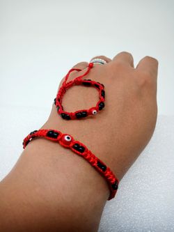 Red bracelets Mommy/daddy &me