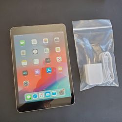 Apple iPad Mini 3 - Wifi - Like New 