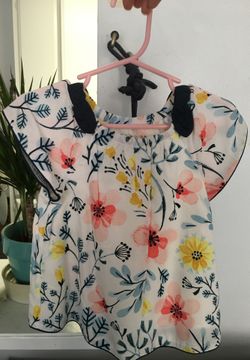 2T Oshkosh flower shirt