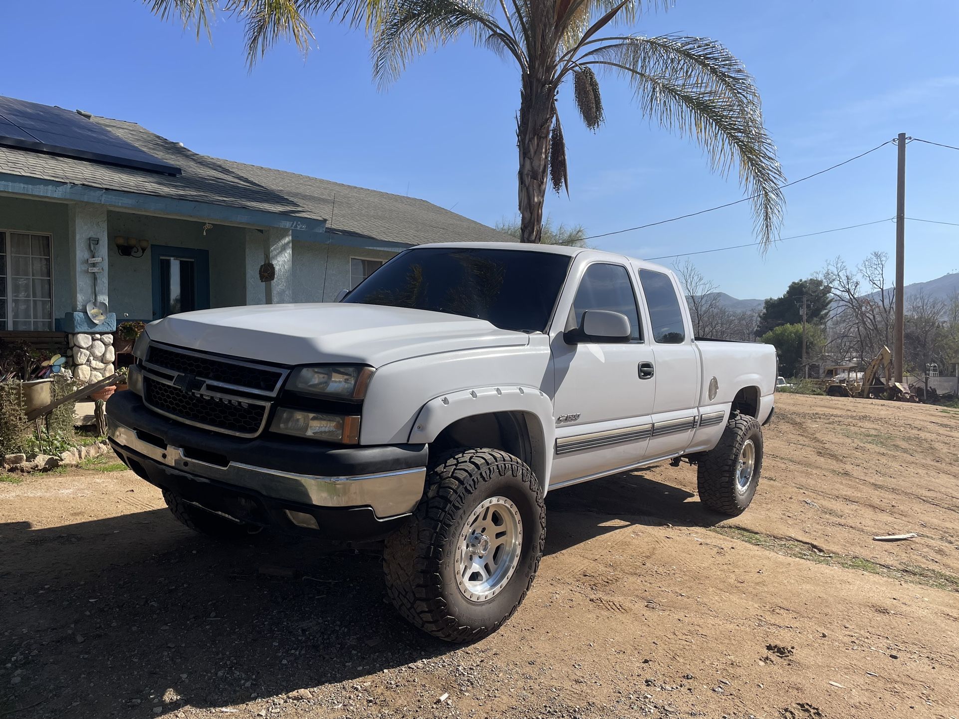 2002 Chevrolet Silverado 1500 for Sale in Riverside County, CA - OfferUp