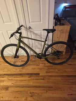 Polygon path 3 bike