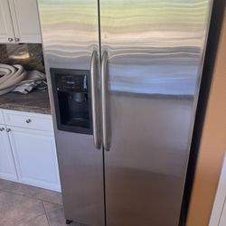 GE refrigerator 