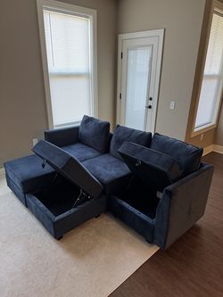 Modular couch with storage