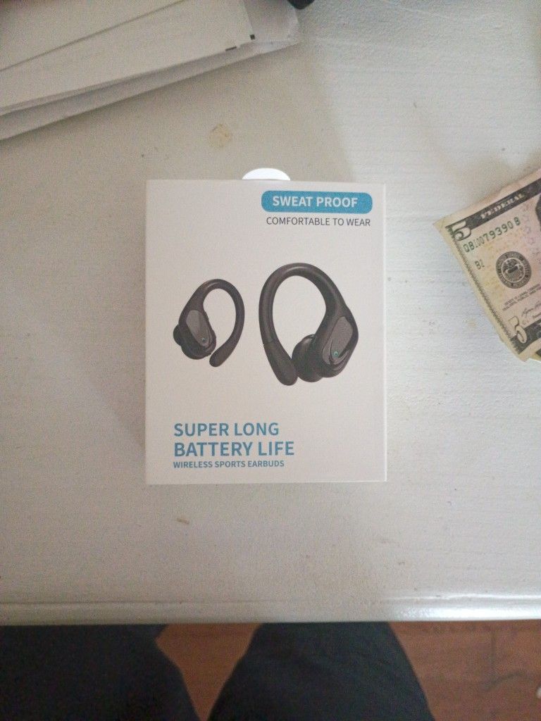 Brand New Nice Earbuds, SWEAT PROOF