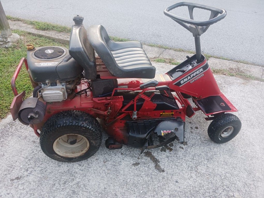 1990's Snapper Lawnmower