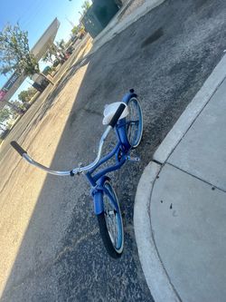 Blue Beach Cruiser Huffy Bike