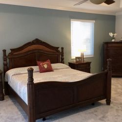 Kevin  Charles Bedroomset ( Deliver Available) 