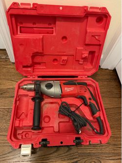 Milwaukee 1/2 in. Heavy-Duty Hammer Drill