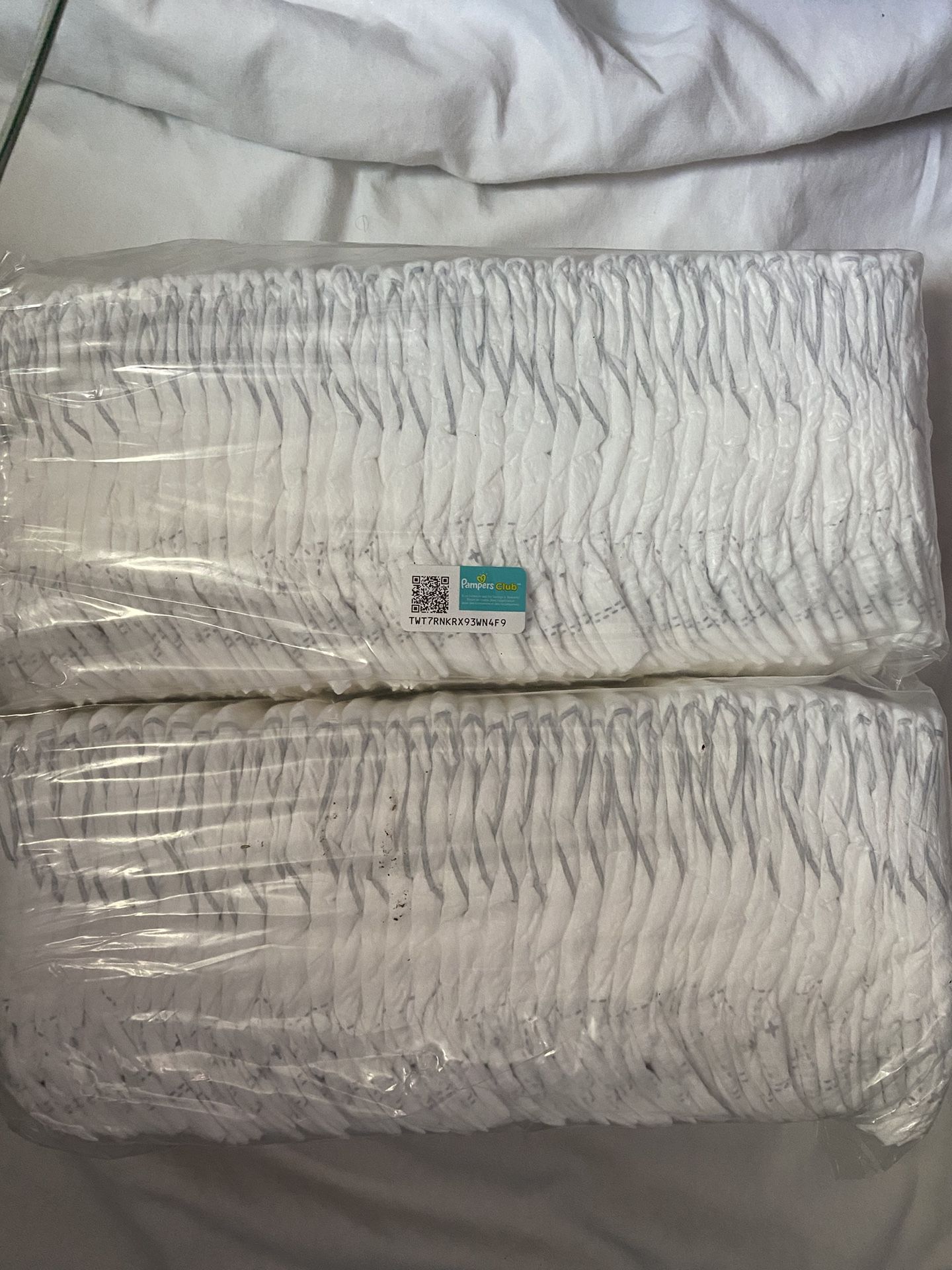 Size 1 Diapers (Swaddle And Regular) Pampers