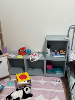 Bookshelf