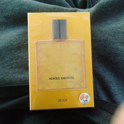 Heroes energize cologne (Versace lookalike)