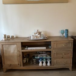 Free Tv Stereo Stand Blonde Light Faux Wood Rattan