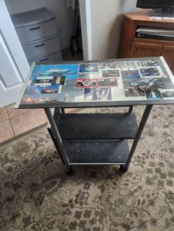 24 x 11 x 32" tall, nice little rolling breakfast nook