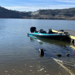 Bass boat for Sale in Stockton, CA - OfferUp