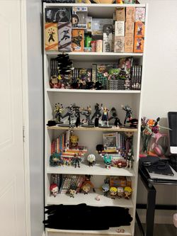Manga and figures