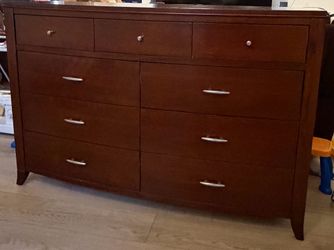 Moving sale