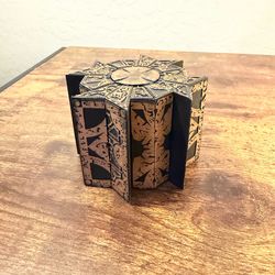 Hellraiser Puzzle Box Replica (Transforming)