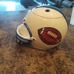   Cookie  Jar.      Football Helmet 