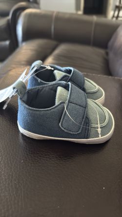 Osh Kosh shoes